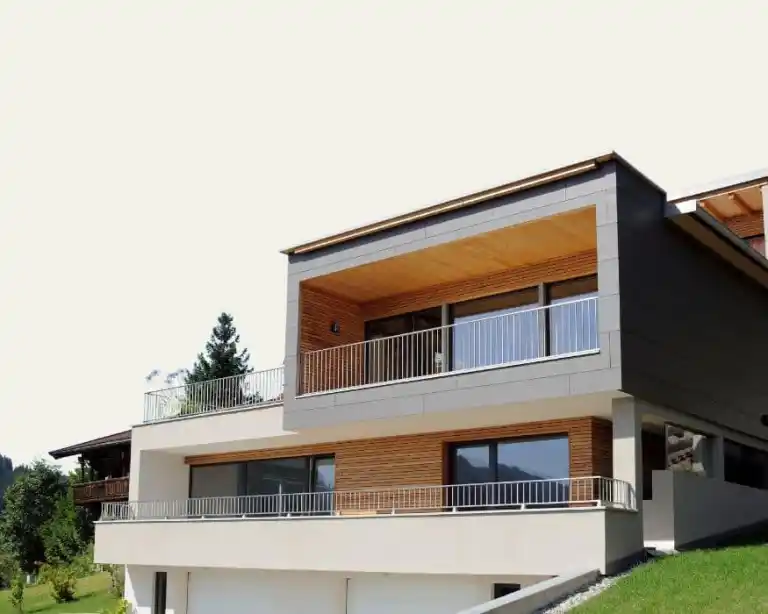 Home 4 768x614